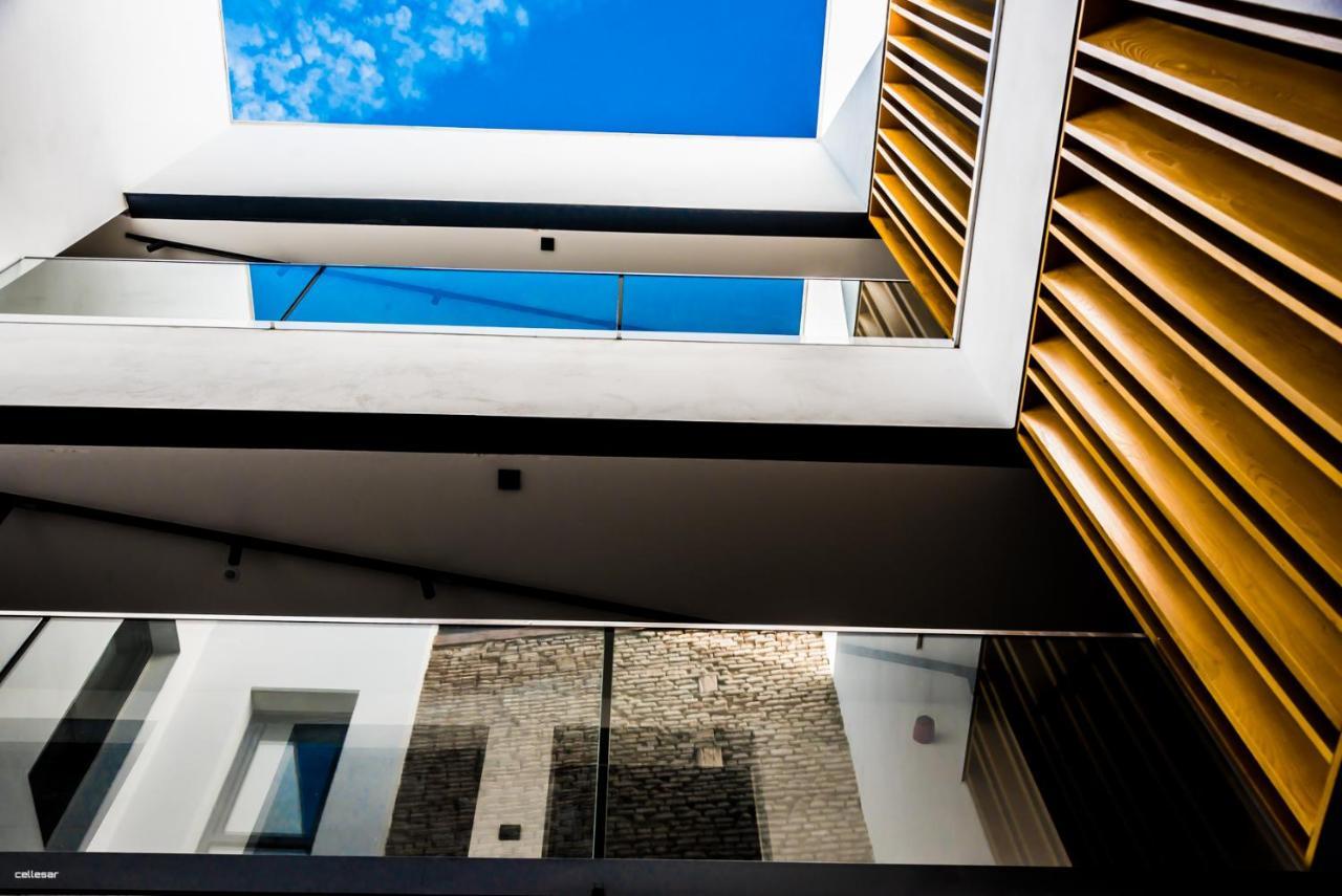 Hotel Welldone Quality - Crystal Pool Sevilla